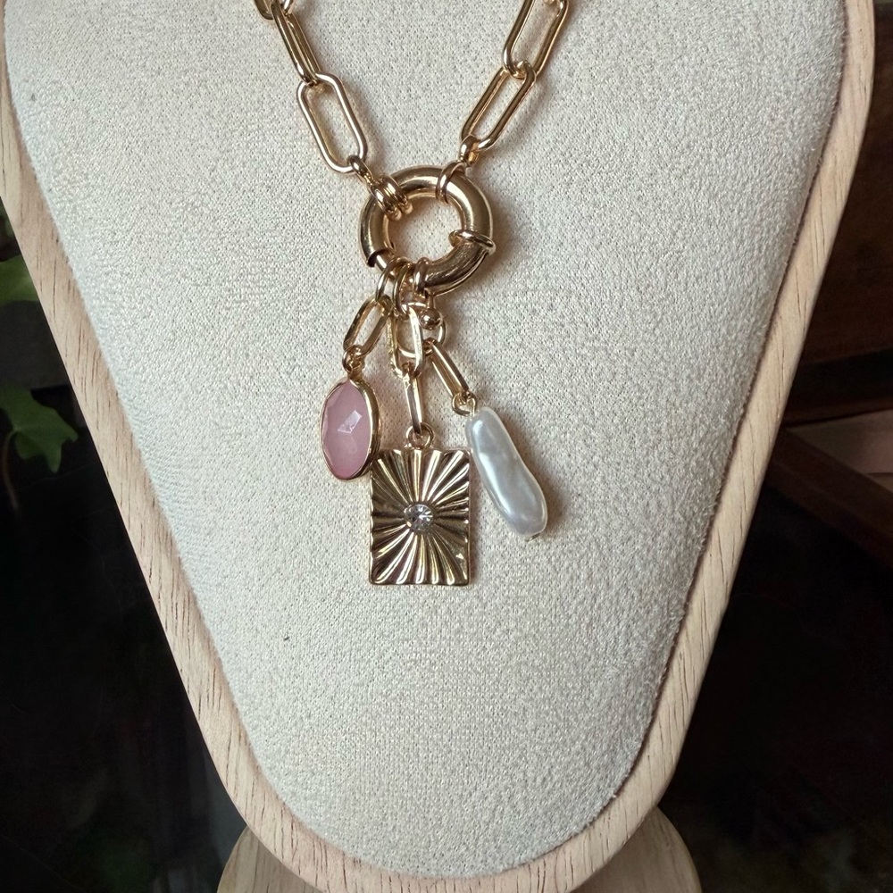 Gold-Link Charm Necklace with Pink Stone and Pearl Accent